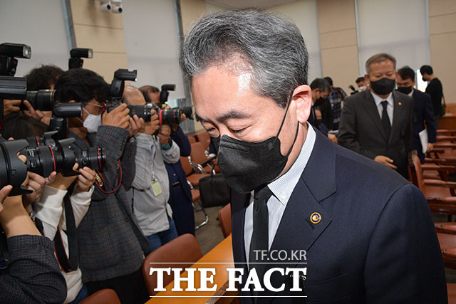 서울 용산구 이태원 압사 참사 당시 윤희근 경찰청장이 발생 2시간 만에 보고를 받은 것으로 나타났다./남윤호 기자