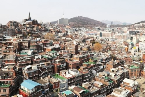 오는 5일 시공사 선정을 위한 총회를 여는 한남2구역 일대 전경. 롯데건설과 대우건설의 상호 비방도 갈수록 심화하고 있다. 연합뉴스