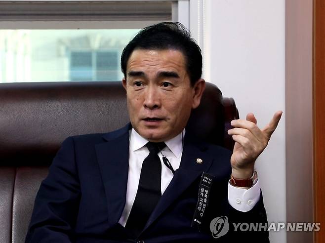 연합뉴스와 인터뷰 중인 태영호의원 [촬영 정한솔]