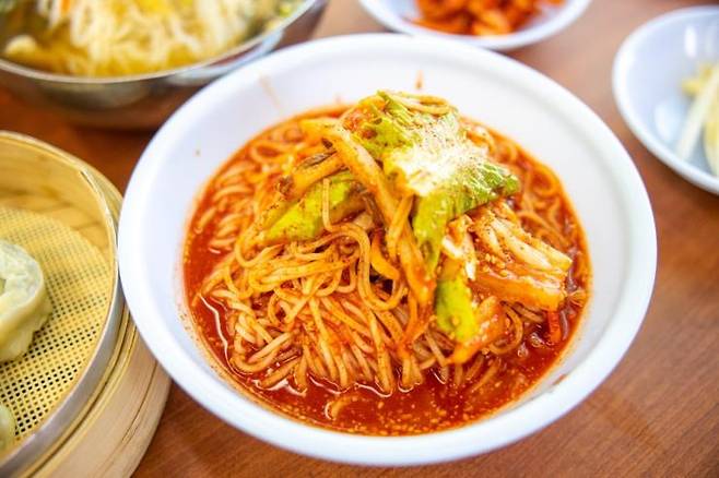망향 비빔국수 본점