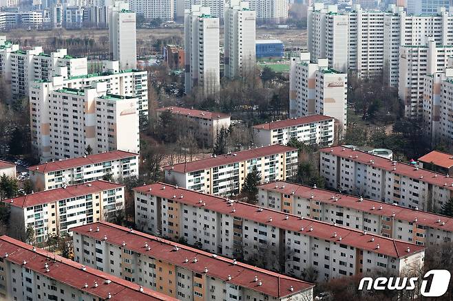 서울 양천구 목동 아파트 5단지와 6단지 모습. 2022.3.15/뉴스1 ⓒ News1 민경석 기자