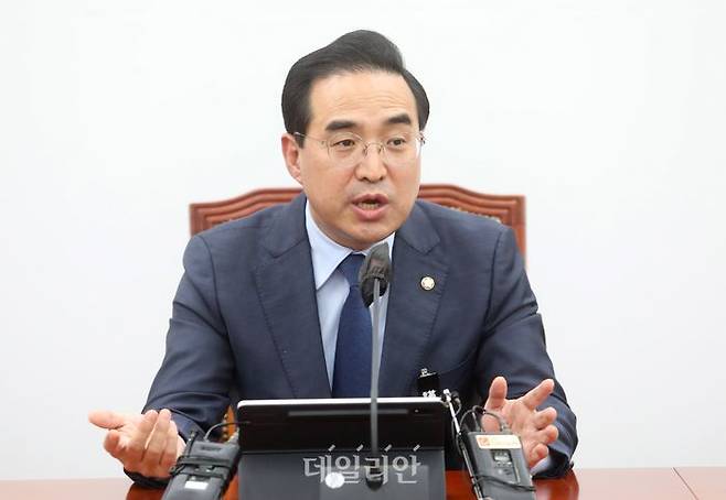 박홍근 더불어민주당 원내대표가 9일 국회에서 열린 이태원 참사 진상규명을 위한 국정조사 관련 기자간담회에서 발언하고 있다. ⓒ데일리안 박항구 기자