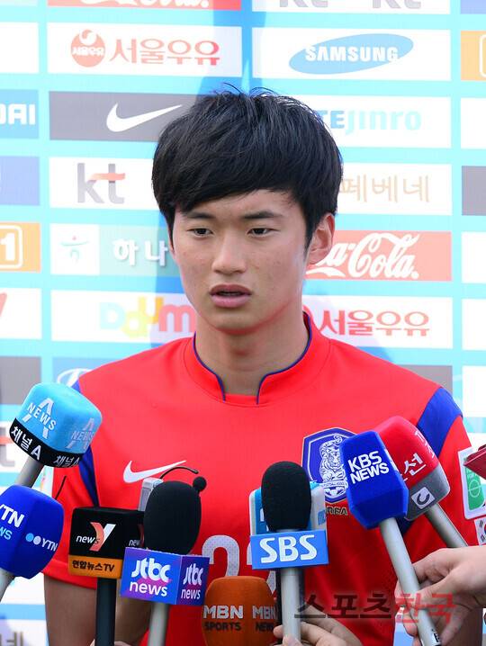 끝까지 재활에 전념했지만 2014 브라질 월드컵에 함께하지 못한 김진수. ⓒ스포츠코리아