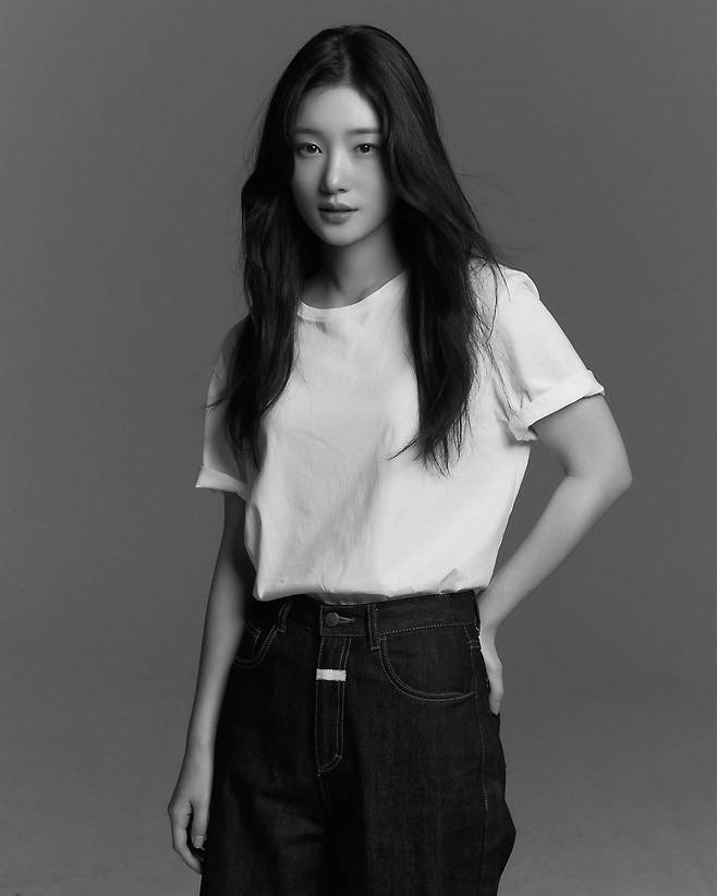 정채연/BH엔터테인먼트