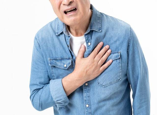 60개를 오르는 데 90초 이상 걸린다면 심장 기능이 떨어졌단 신호일 수 있다./사진=클립아트코리아