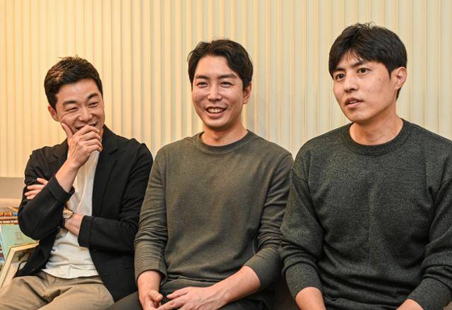 지난달 4일 정신건강의학과 전문의이자 유튜버 '뇌부자들'이 서울 영등포구의 병원에서 본보와 이야기를 나누고 있다. 류효진 기자