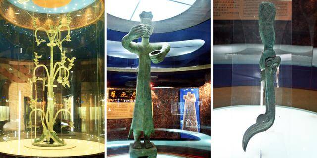광한 싼싱두이박물관에 전시된 청동신수(왼쪽부터), 동입인상, 동조과인상. ⓒ최종명