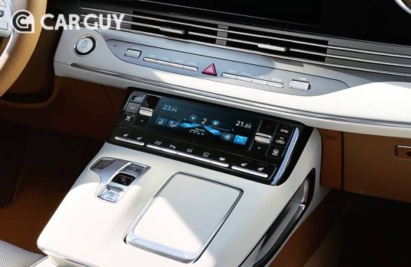 부분변경 그랜저에 적용된 터치식 공조 컨트롤러는 호불호가 갈릴 것으로 보인다