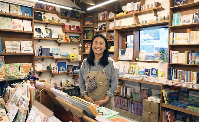 그림책방 노란우산 이진 대표.