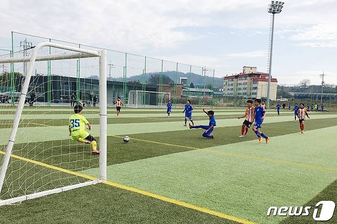 전국유소년축구대회가 19일부터 21일까지 3일간 전북 정읍시 태인축구장에서 개최됐다.(정읍시 제공)2022.11.22/뉴스1