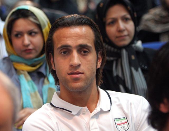 2006년 독일 월드컵 당시 이란 축구 국가대표팀 미드필더로 뛰었던 알리 카리미. 연합뉴스 자료사진
