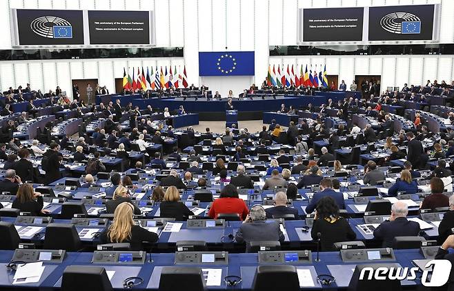 지난 22일(현지시간) 프랑스 동부 스트라스부르에서 열린 유럽연합(EU) 의회의 70주년 기념식. 22.11.22 ⓒ AFP=뉴스1 ⓒ News1 김예슬 기자
