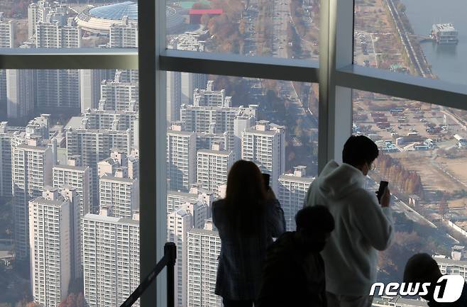 서울 시내 아파트 단지의 모습. 2022.11.20/뉴스1 ⓒ News1 김진환 기자