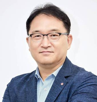 김흥식 LG이노텍 부사장