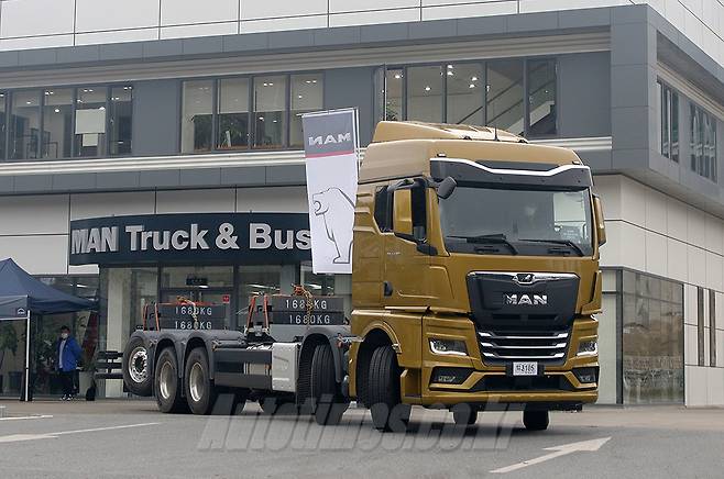 TGX 510 대형 카고