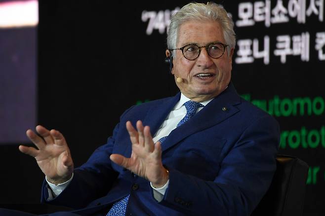 조르제토 주지아로 디자이너가 24일 현대차 인재개발원 마북캠퍼스에서 열린 ‘디자인 토크 행사’에서 발언하고 있다. /현대차 제공