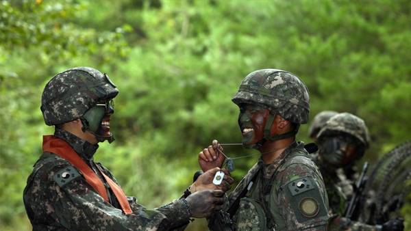 '신앙 상징물' 전방보급 실훈련 모습 [육군 제공]