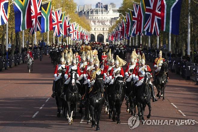 영국 국빈환영 마차 행렬  [AP 연합뉴스 자료사진. 재판매 및 DB 금지]
