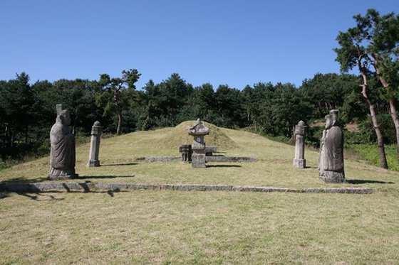 경기도 남양주시에 있는 박원종 일가의 묘역. [사진 김정탁, 한국학중앙연구원]