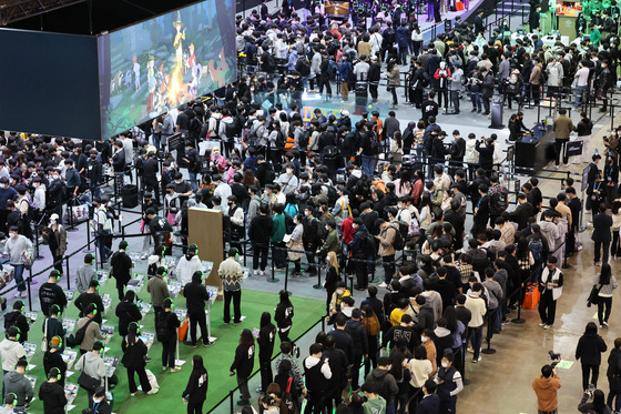 Nexon's booth at the G-Star 2022 game festival held from Nov. 17 to 20 at Bexco, Busan [SONG BONG-GEUN]