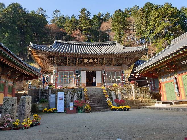 7세기 신라 의상대사가 창건한 고성 옥천사는 뛰어난 스님들을 많이 배출하고, 나라 고비고비 때 마다 제 역할을 해온 역사성이 뛰어난 명찰이다.  /사진=함영준