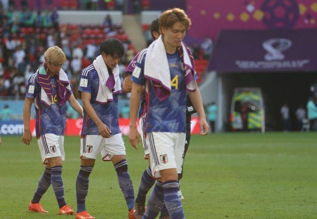 코스타리카전에서 패한 일본 축구대표팀. ⓒ AP=뉴시스