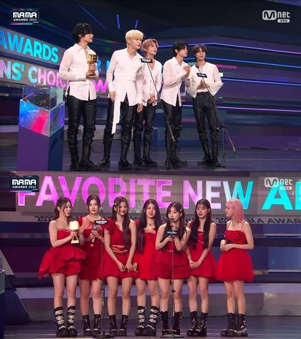 투모로우바이투게더, 엔믹스. 사진｜2022 마마어워즈 방송 캡처