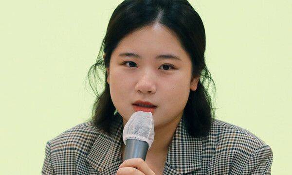 박지현 전 더불어민주당 비대위원장이 지난 9월 15일 오후 서울 종로구 정부서울청사 별관 열린소통공간에서 열린 2022년 다른미래 아카데미에 참석해 청년정치와 성평등 민주주의를 주제로 강연하고 있다. /뉴시스