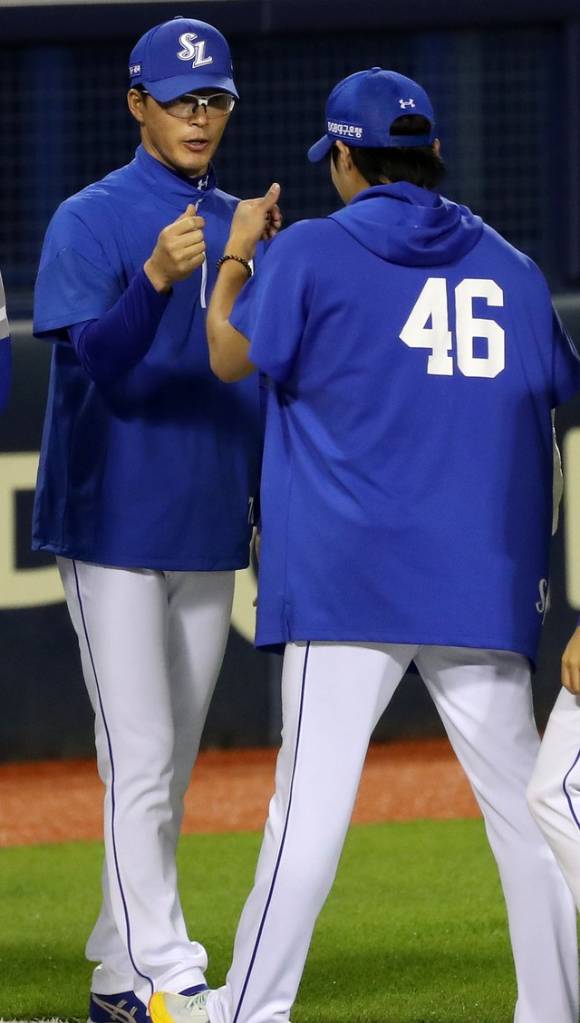 허삼영 전 삼성 라이온즈 감독(왼쪽)이 롯데 자이언츠 신임 전력분석 코디네이터로 선임됐다. [사진=뉴시스]