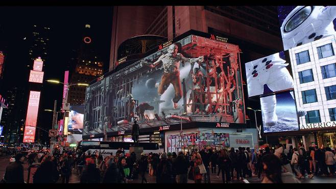 뉴욕 타임스퀘어 전광판 홍보 영상. (사진=크래프톤)