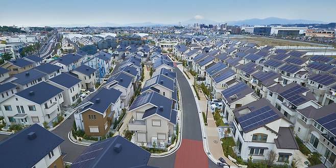 도쿄에서 80km 떨어진 군마현 오타시의 태양광 도시 예상도/일본 태양광 설비 업체 에코포티스(http://ecofortis.solar/japans-solar-city/)