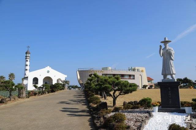 성 김대건신부 제주표착 기념관.