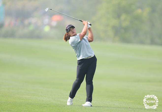 유해란이 LPGA 투어 퀄리파잉 시리즈 3라운드 공동 25위에 자리했다. 사진은 유해란의 올시즌 KLPGA 투어 대회 경기 모습. /사진= KLPGA