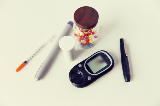 당뇨 환자는 당뇨 진단 후 6개월 이내로 당화혈색소 수치를 6.5~7%로 조절해야 한다./사진=클립아트코리아