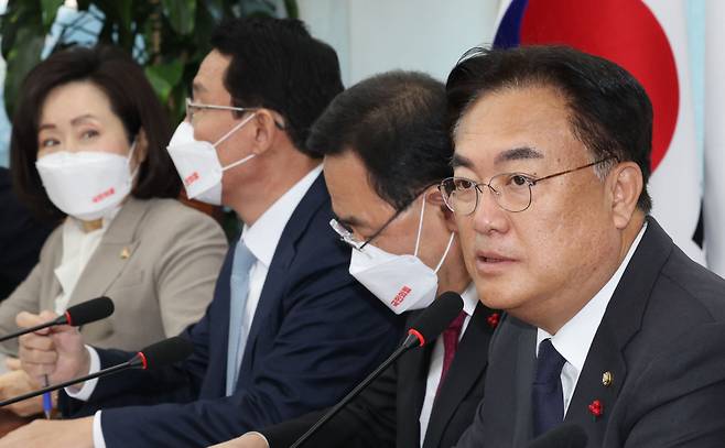 정진석 국민의힘 비상대책위원장이 5일 오전 서울 여의도 국회에서 열린 비상대책위원회의에서 발언하고 있다. ⓒ연합뉴스