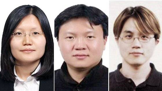 이금주(왼쪽부터) DS부문 반도체연구소 D램공정개발팀 부사장, 문성훈 DX부문 MX사업부 전략제품개발1그룹장 부사장, 이정원 DS부문 S.LSI사업부 Modem개발팀장 부사장. 사진 삼성전자