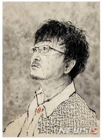 [서울=뉴시스]작가 김주대 자화상. 1991년 '창작과비평' 여름호에 시를 발표하며 문단에 데뷔했다. 2014년부터 시를 그림으로 그리기 시작했다. 지은 책으로는 『포옹』 『꽃이 져도 오시라』 『도화동 사십계단』 『그리움의 넓이』 『사랑을 기억하는 방식』 『그리움은 언제나 광속』 『시인의 붓』 등이 있다.