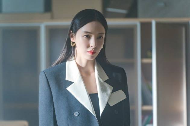'아일랜드' 스틸컷/사진제공=티빙