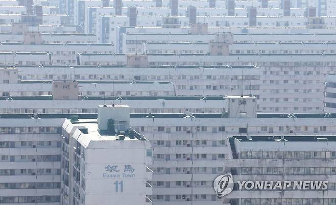 국토부·서울시, 은마아파트 합동점검 착수 [연합뉴스 자료사진]