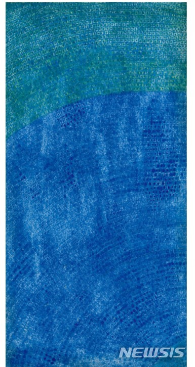 [서울=뉴시스]김환기, '무제', oil on cotton, 254×127.7cm, 1970, 추정가 45억 ~65억 원