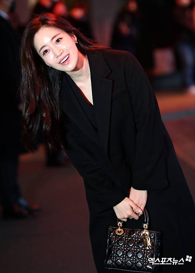 함은정