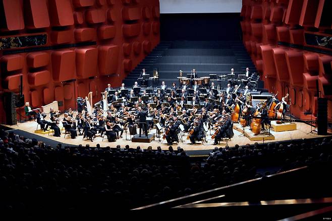 서울 예술의전당 콘서트홀에서 20일 내한연주를 펼치는 스트라스부르 필하모닉 오케스트라. 라보라 예술기획 제공