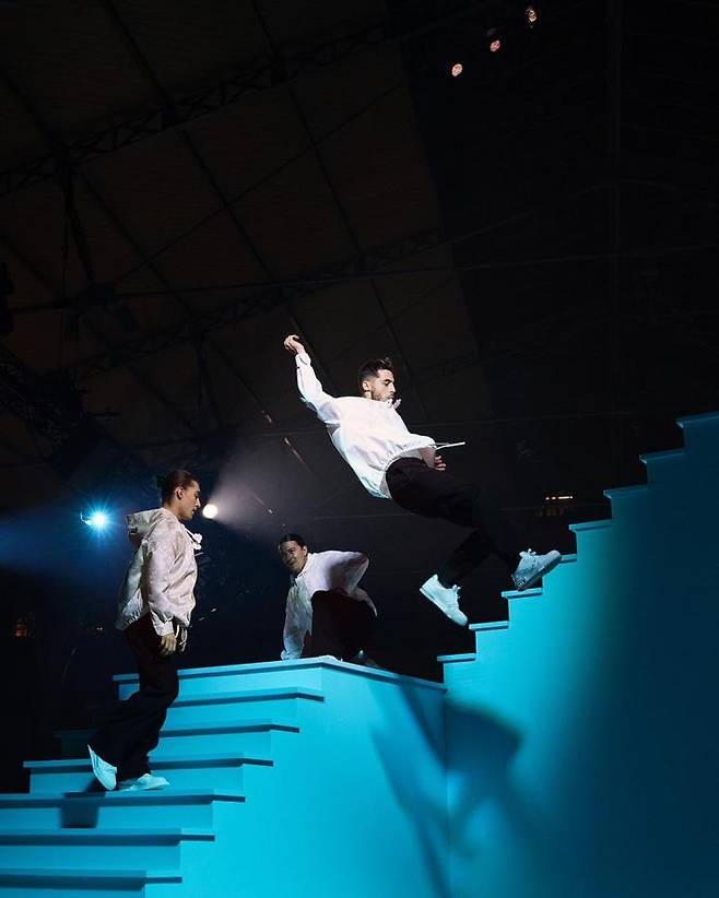 루이 비통 2022 F/W 남성복 런웨이