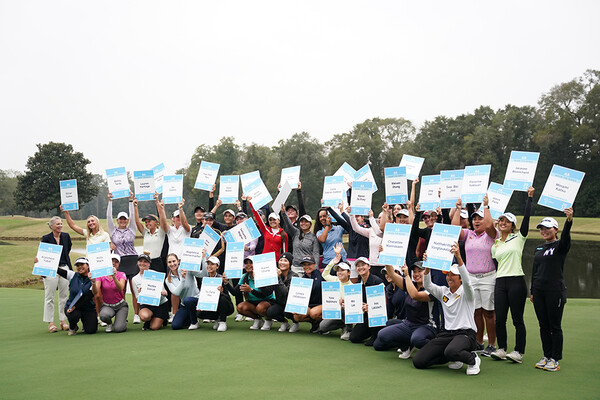 한국의 유해란, 박금강 등 미국여자프로골프(LPGA) 퀄리파잉(Q) 시리즈에서 투어 카드를 획득한 선수들. 사진제공=Epson Tour_LPGA