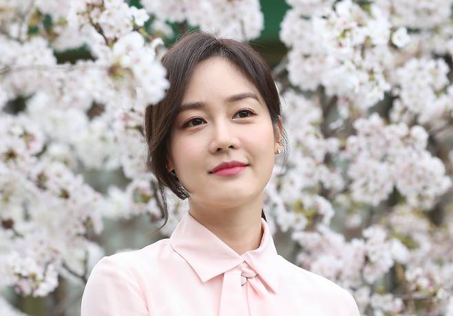 12일 저녁 방송하는 KBS 2TV 예능'이별도 리콜이 되나요?'에서 성유리가 권태기 커플의 여행은 이별 여행이 된다고 발언한다. 사진은 지난 2019년 4월 서울 중구 장충동 신라호텔에서 열린 이정현 결혼식에 참석한 성유리. /사진=뉴스1