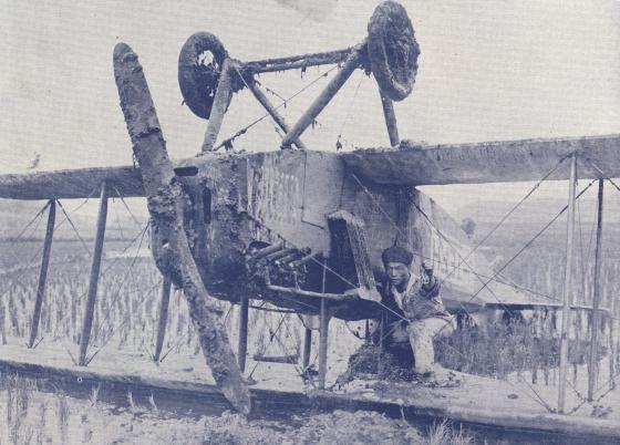 일본 잡지 ‘역사사진’ 1923년 8월호에 실린 안창남 비행사의 모습. 대한민국 역사박물관 소장
