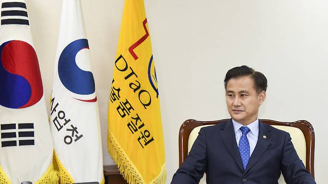 Minister of South Korea’s Defense Acquisition Program Administration (DAPA) Eom Dong-hwan (Photo courtesy of DAPA)