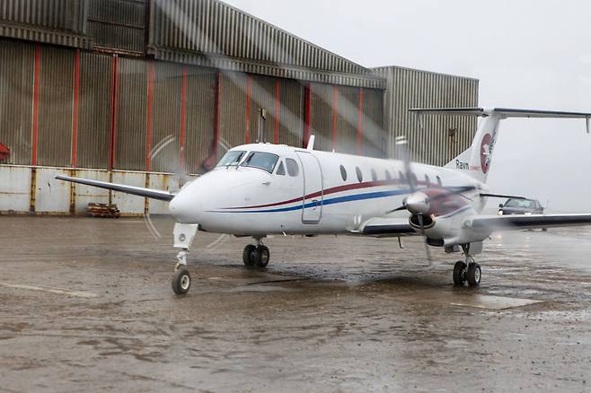 북극 여행의 발이 돼 준 경비행기.