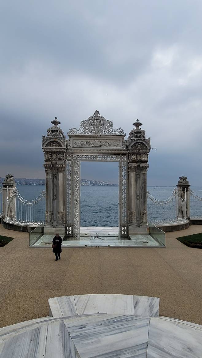 돌마바흐체 궁전