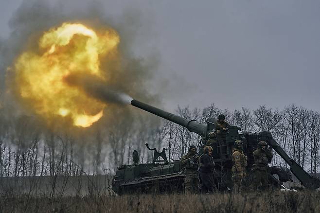 러시아에 맞서 싸우는 우크라이나 군인들 모습 [AP]